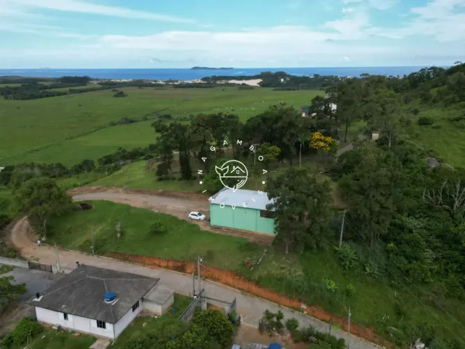 Terreno com galpão e vista para o mar e lagoa Ribeirão Grande, Paulo Lopes