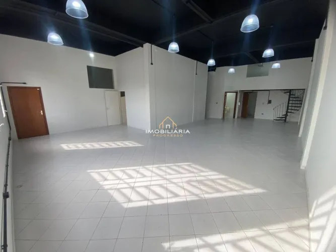 Loja para alugar por R$ 3.329/mês - Pilarzinho - Curitiba/PR