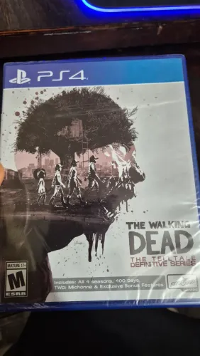 The Walking Dead Telltale PS4 mídia física LACRADO