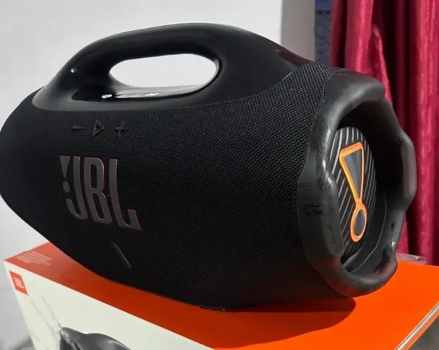 JBL bombox4 3 meses de uso