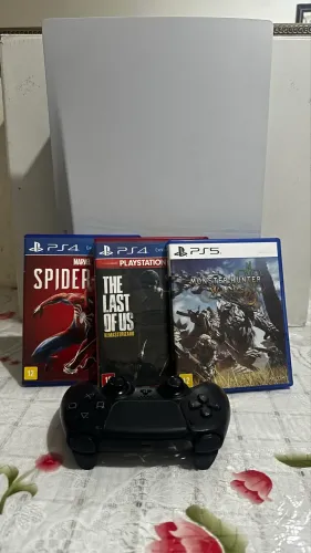 Vendo ps5 fat com 3 jogos em perfeito estado