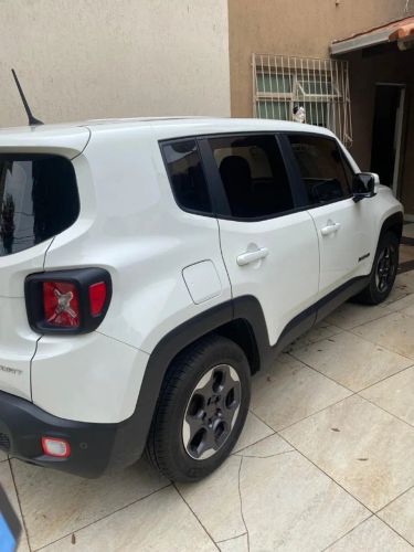 Imagem de Jeep Renegade Sport 1.8 4X2 Flex 16V Aut. 2016