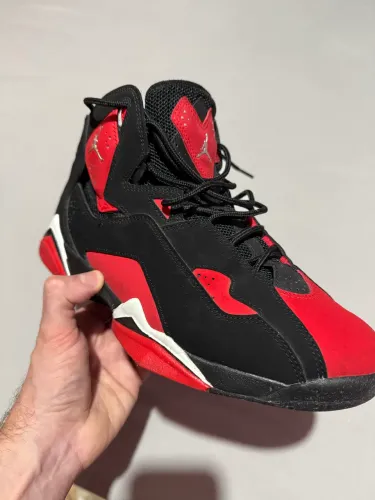 Jordan true flight
