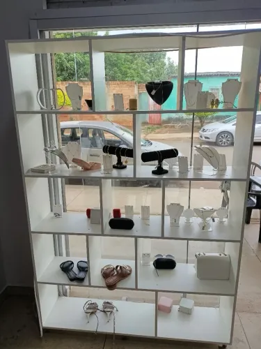 Prateleira nicho para vitrine