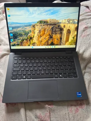 Notebook Dell Latitude 3450 i7 13th 16gb Ram 512ssd top