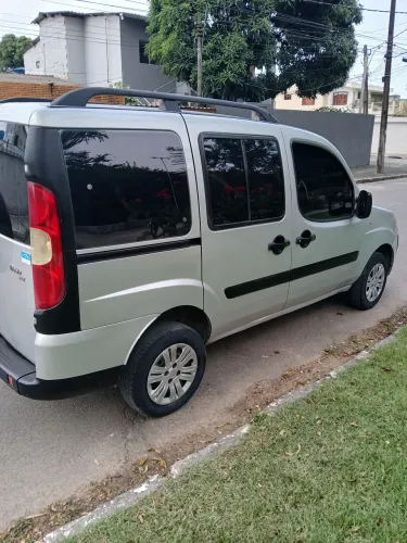 Fiat Doblo ELX 1.4 MPI Fire Flex 8V 4P 2011