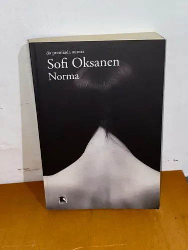 Livro Norma de Sofi Oksanen 