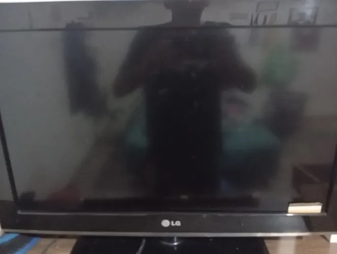 TV LG - LED queimado para conserto 