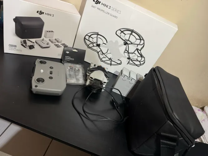 Vendo drone DJI mini 3 combo plus + protetor de helice original.