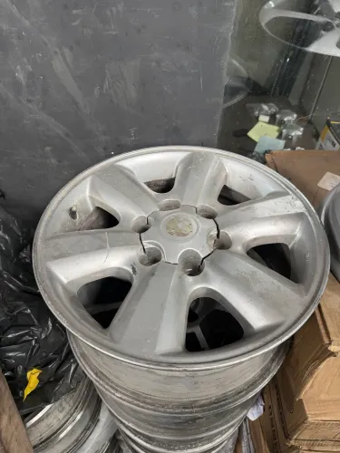 Roda aro 17 Hilux