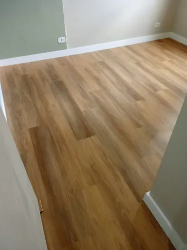 Pisos Laminados e Vinílicos