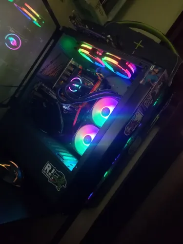 Vendo ou troco pc gamer em iphone 