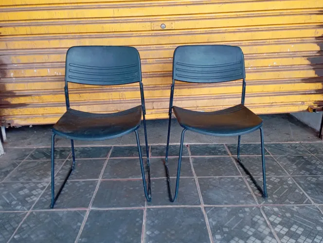 2 cadeiras 