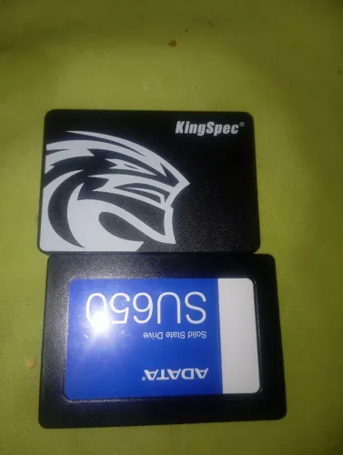 2 SSD de 240gb por 350 os 2