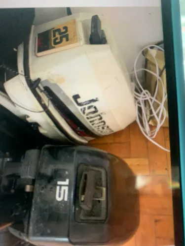 Motor de poupa jonhsom 25 hp e 15 hp todos revisados em perfeito estado pode testar 