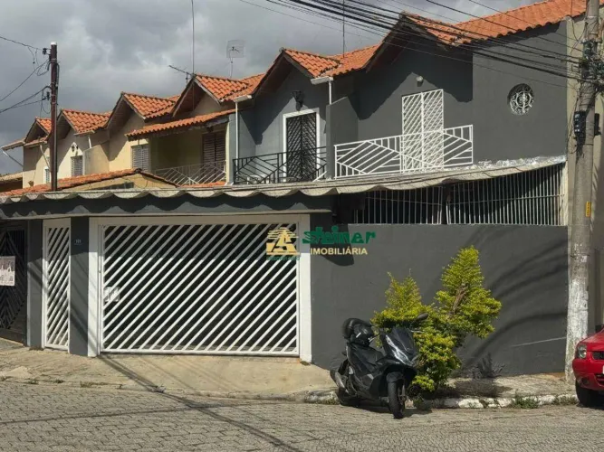 Sobrado com 3 dormitórios à venda, 100 m² por R$ 690.000,00 - Gopoúva - Guarulhos/SP