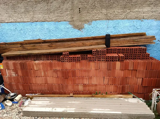 Estou vendendo materiais para construção