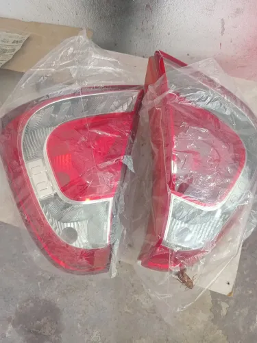 Par de lanternas Renault Clio 20144