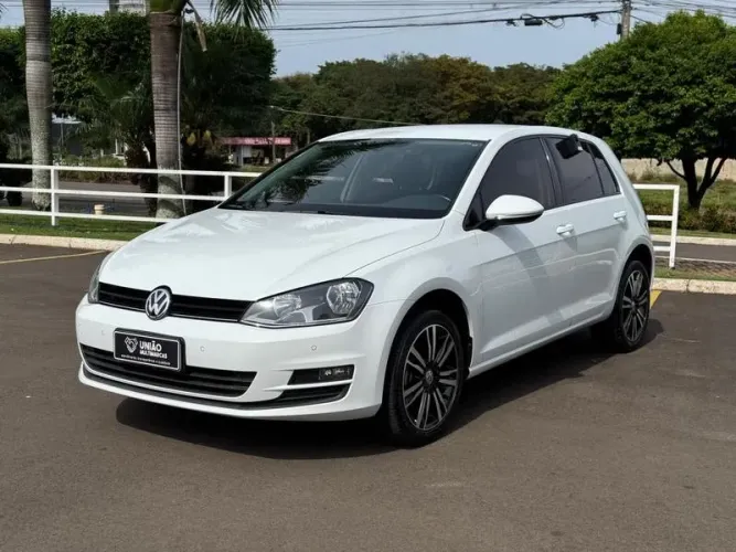Volkswagen Golf Comfortline 1.0 TSI Total Flex Mec. 2017