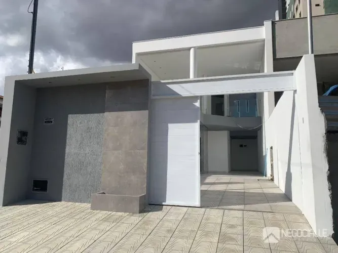 Casa com 3 dormitórios à venda, 150 m² por R$ 480.000,00 - Prata - Campina Grande/PB