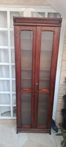 Cristaleira madeira maciça