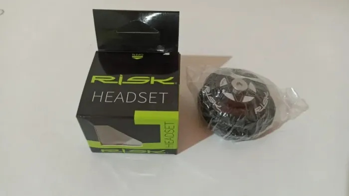 Caixa Direção RISK Quadro Tapered 44-55mm Rolamento Duplo C/ Adaptador Espiga Reta