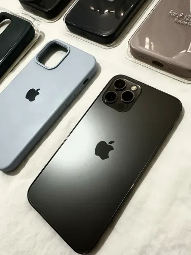 iPhone 12 Pro - 128 gb (cor grafite)