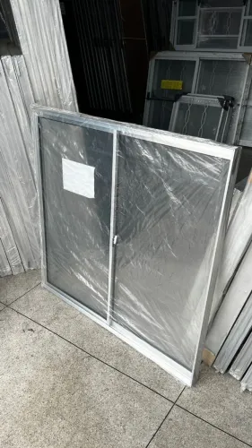 Janelas 2 Folhas de Alumínio com Vidro