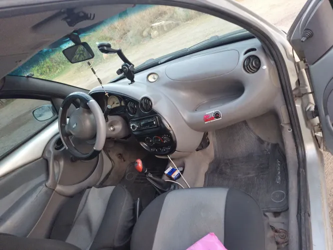 Ford KA GL 1.0i Zetec Rocam 2000