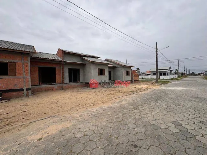 Casa com 2 dormitórios à venda, 45 m² por R$ 186.760 - Caverazinho - Araranguá/SC