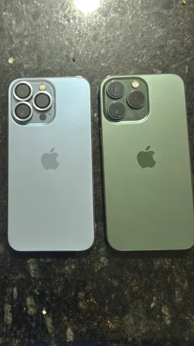 VENDO 13 pro 128 gb azul e verde todo original os dois