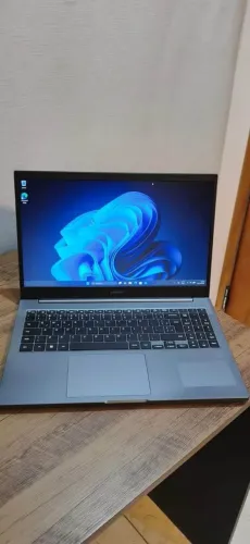 Samsung Book ? Intel Core i7 11ª Gen + 16GB RAM + SSD 256GB