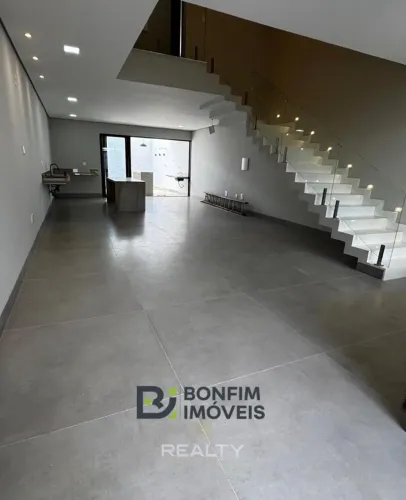 Casa nova com 03 suítes e piscina no Belvedere