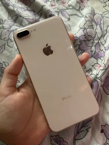 iPhone 8plus 64gb com defeito no Wi-Fi e no botão touch