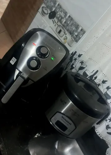 Kit Mondial Inox - Air Fryer 4 Litros + Panela de Arroz 10 xícaras