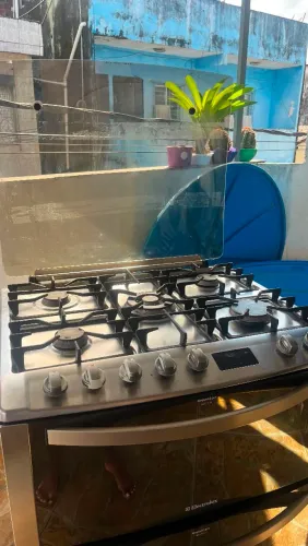 Fogão Eletrolux 5 bocas Celebrante 76DFx com painel digital ,Duplo Forno Grill e timer