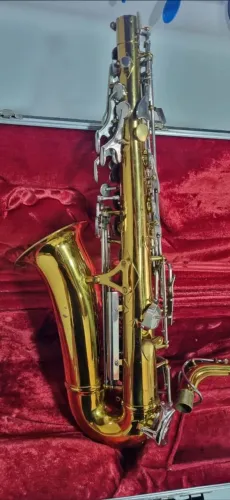 Sax Alto Armestrong 
