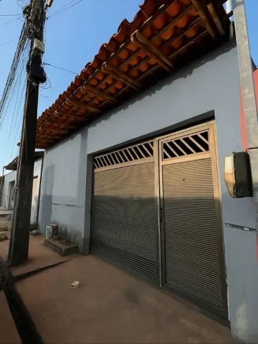 4- Linda casa no Parque Vitória