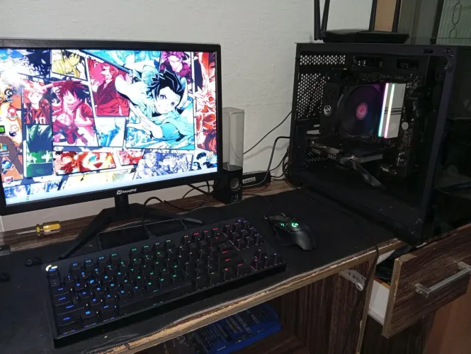 Título do anúncio:* PC Gamer RTX 4060 + Ryzen 5 5600X + Kit Logitech