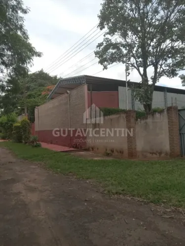 Àrea 7.615,0 m2 c/ Galpão 720m2 alvenaria tijolos/estrutura e telhas metalicas + casa case