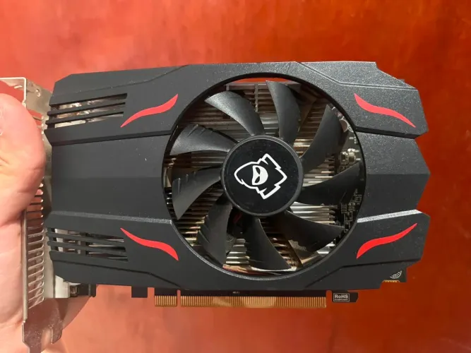 PLACA DE VÍDEO RX550 4GB