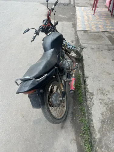 Fan 2008 de leilão , não tem placa
