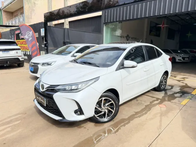 Toyota Yaris XLS Sedan 1.5 Flex 16V 4P Aut. 2023