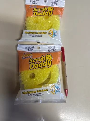 Esponja amarela Scrub Daddy