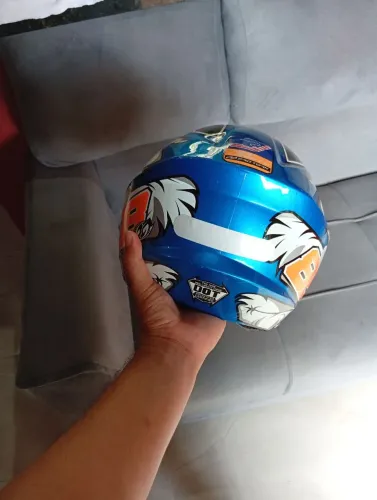 Capacete aberto *