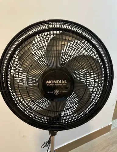 Ventilador de Coluna 110 volts Mondial /NOVO
