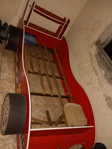 Cama carro