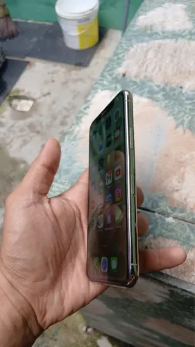 iPhone 11 Pro