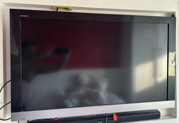?TV Sony Bravia 40? (KDL-40EX505) com defeito