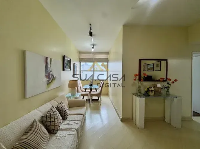 Apartamento na segunda quadra da praia do Leblon REF: AP20364